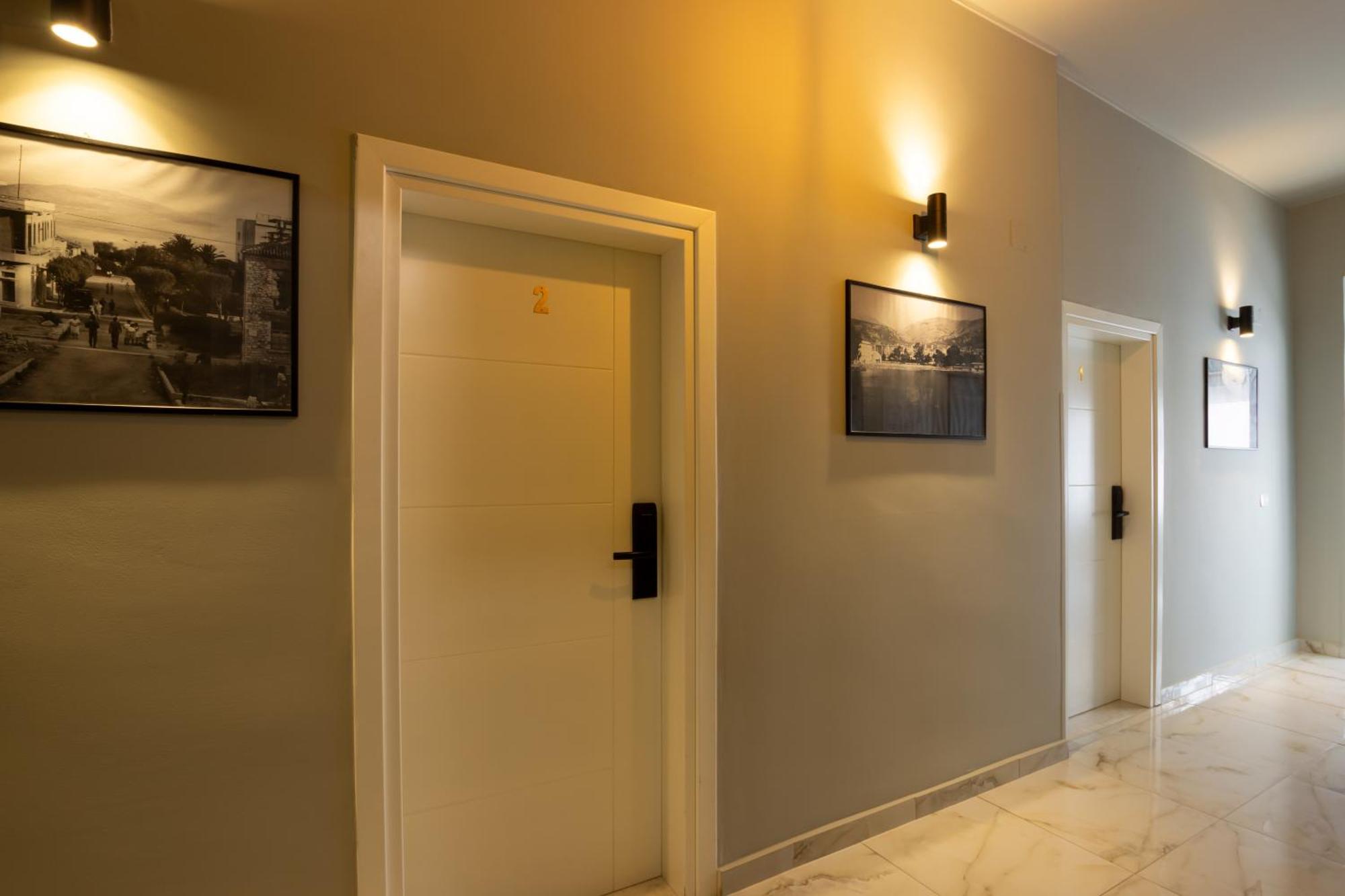סרנדה Jonian Boutique Hotel מראה חיצוני תמונה