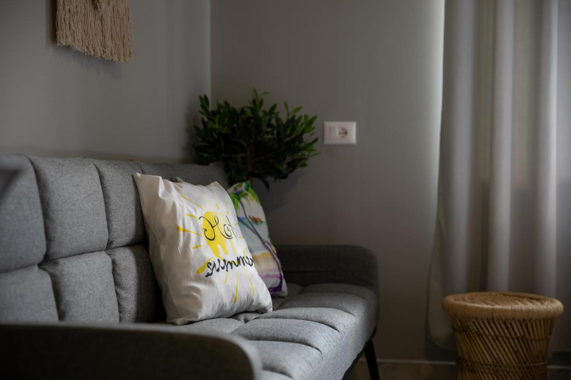 סרנדה Jonian Boutique Hotel מראה חיצוני תמונה