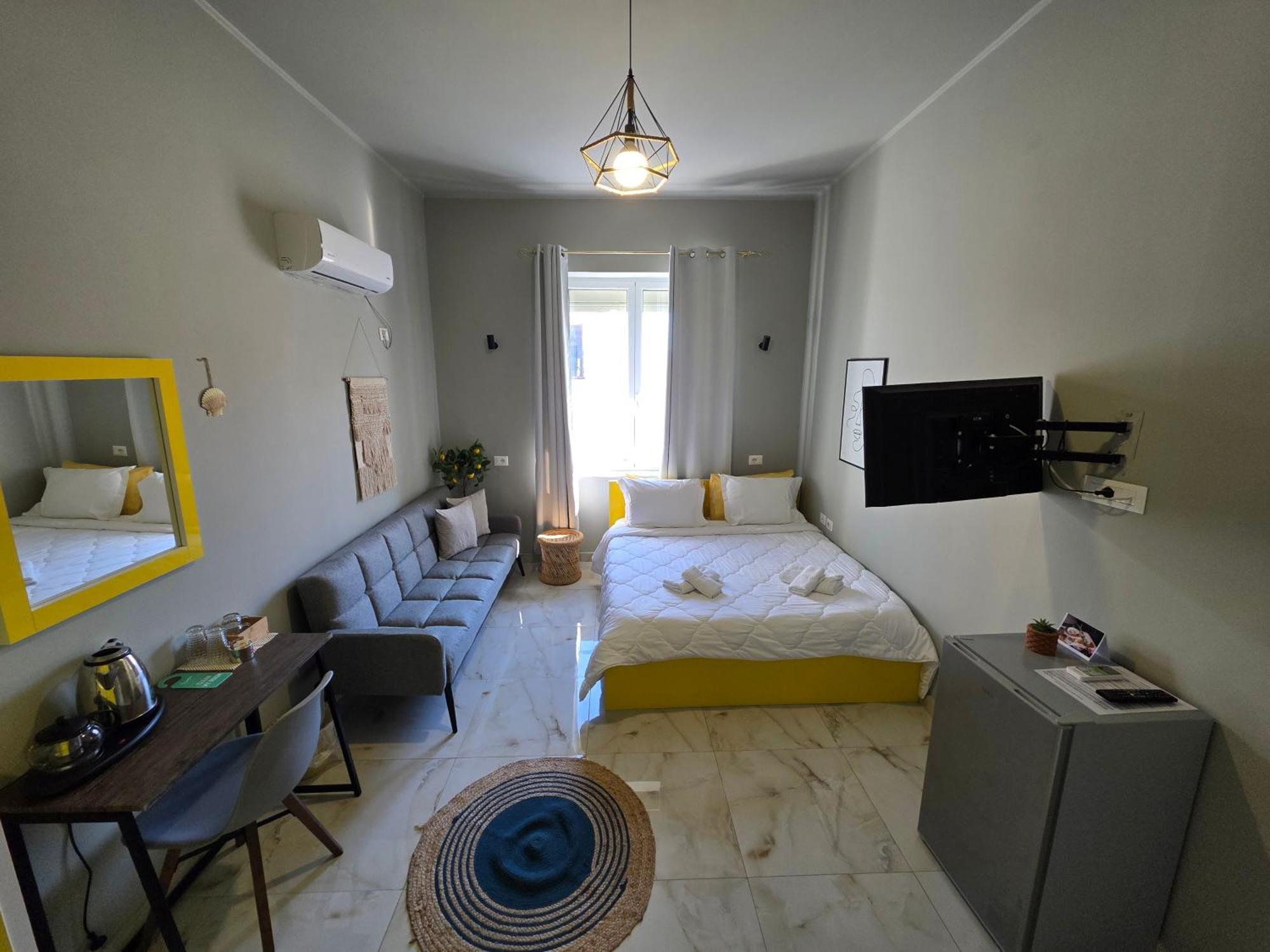 סרנדה Jonian Boutique Hotel מראה חיצוני תמונה